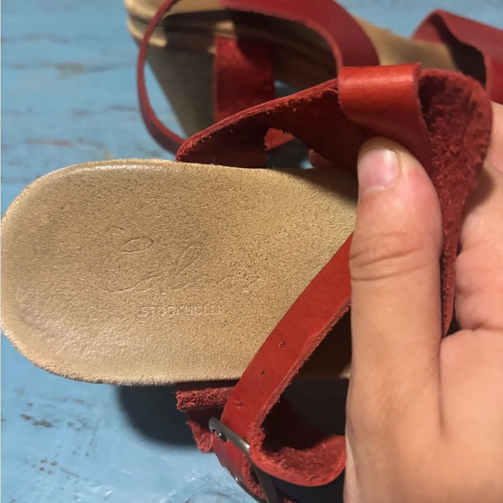 Calou Stockholm Women’s Red Leather Platform Sandals